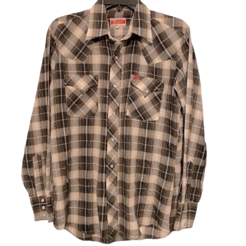 ELY-PLAINS’ Women’s lightweight plaid print button-up shirt. Size large - Picture 1 of 7